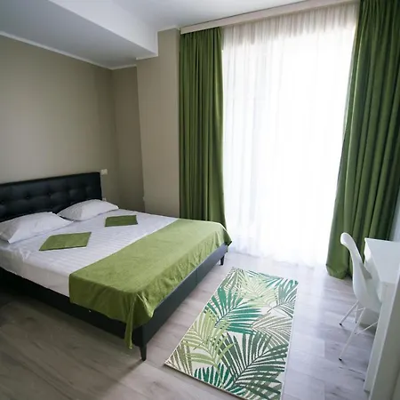 Apartel Luna Beach *