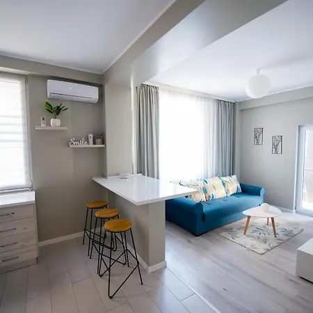דירה Apartel Luna Beach