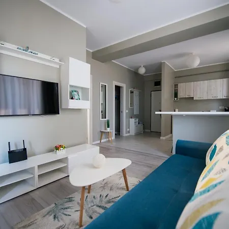 דירה Apartel Luna Beach